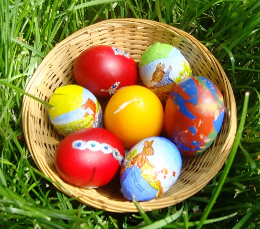 Crystal Easter Egg Hunt